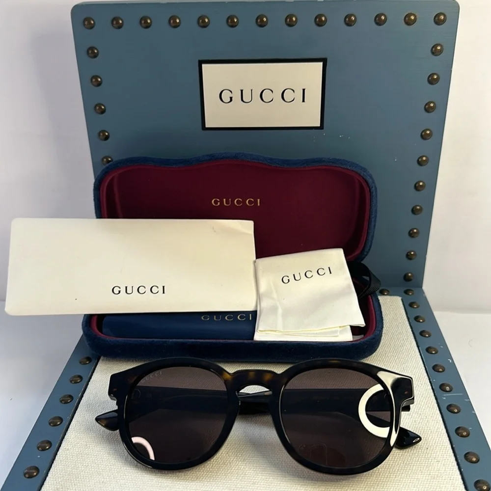 New Authentic Gucci GG0825S Shiny Dark Havana Sunglasses